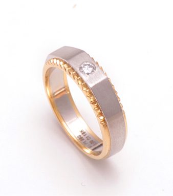 platinum-ring